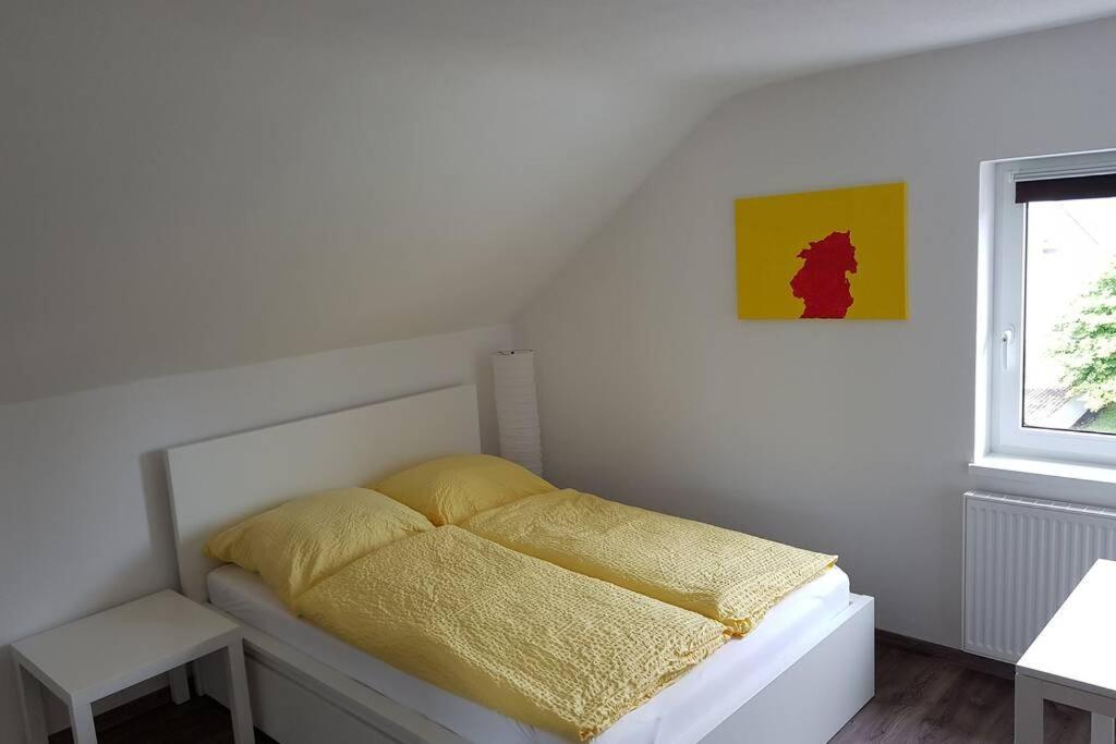 Apartment Dachwohnung Eyb Mit 3 Schlafzimmern Ansbach