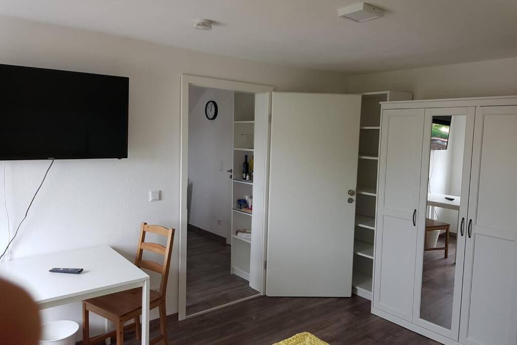Apartment Dachwohnung Eyb Mit 3 Schlafzimmern *